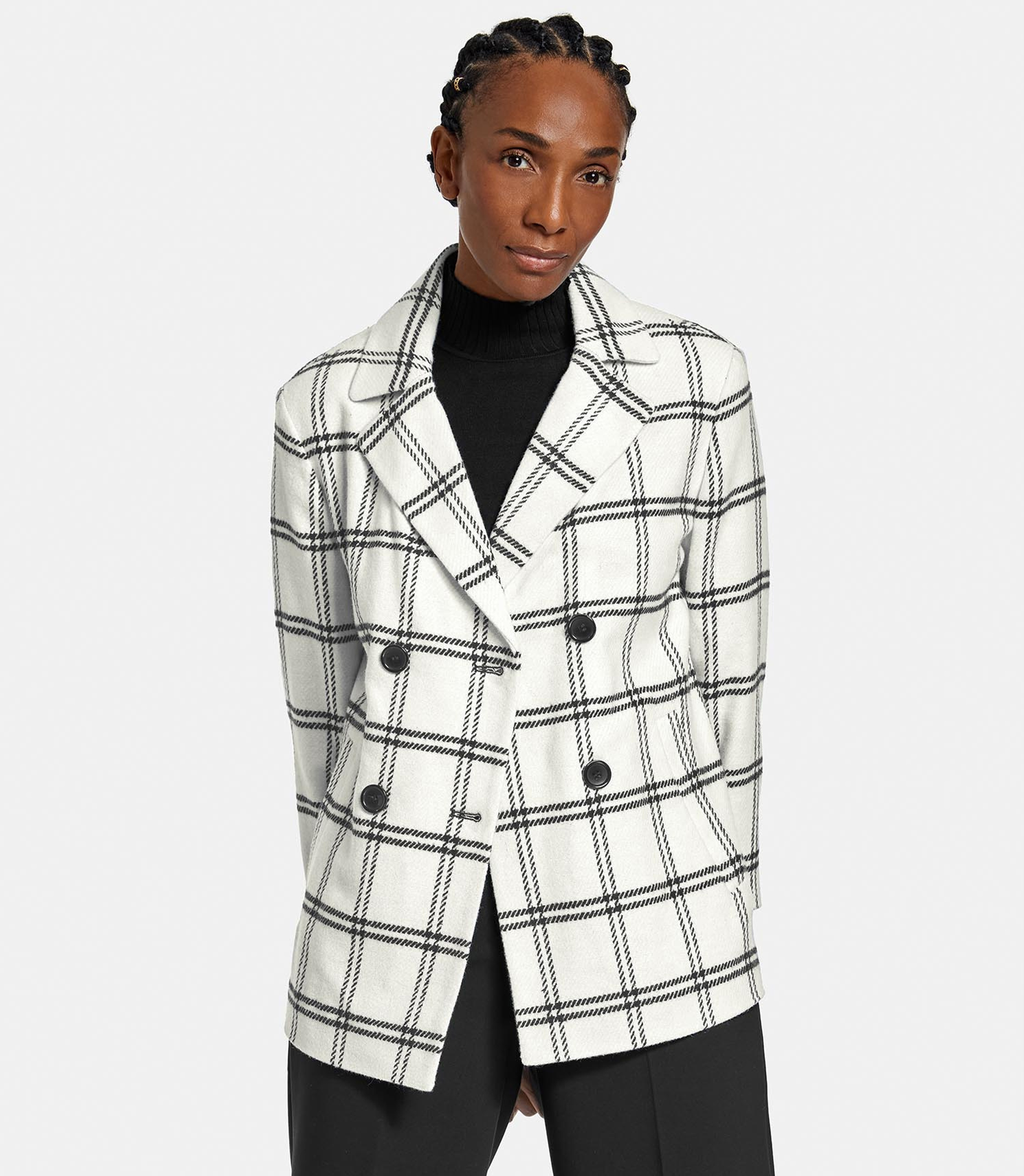 three quarter sleeve blazer