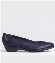FROGGIE NAVY LEATHER WIDER FIT COURT SHOE