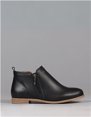 FROGGIE BLACK ANKLE BOOTS