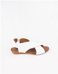 BUENO WHITE FLAT CROSS OVER SANDAL 