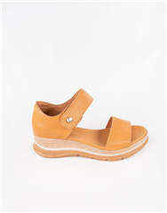 PAULA URBAN CAMEL LOW WEDGE