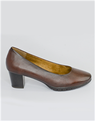 SOFT STYLE CHOCOLATE MAKANA HEEL